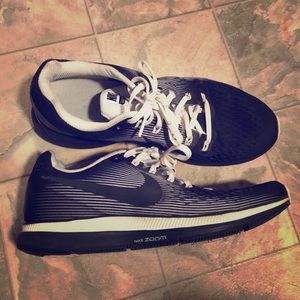 Nike Zoom Pegasus 34 Size 9.5